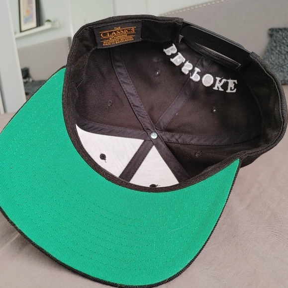 Black Cap - Picture 3 of 3